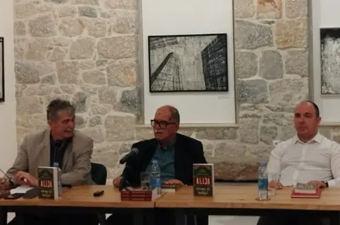 Organizovano autorsko veče o prof. dr Darku Tanaskoviću i promocija knjige ,,Alija: ulema ili balija? - slika 1
