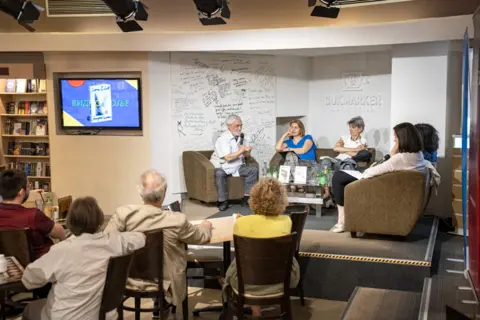 „Da nije bilo umetnosti, ne bi ni mene bilo“ - slika 1