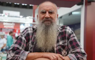 Momčilo Petrović o novom romanu „Da je duži bio dan“: Lična revizije naše posleratne istorije