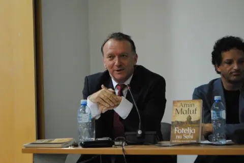 Predstavljena knjiga „Fotelja na Seni“ Amina Malufa - slika 5