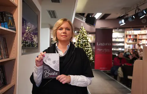 Da li je istina uvek dobrodošla? – održana promocija romana „Buka“ Tijane Kondić - slika 1