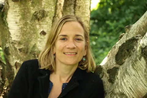 Trejsi Ševalije nema strpljenja za pisce koji ne čitaju - slika 1