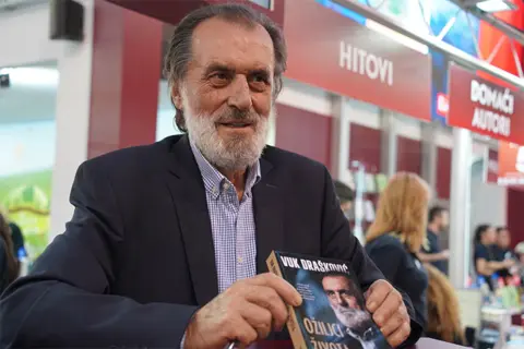 Vuk Drašković: Autobiografski roman je najteži književni žanr - slika 1