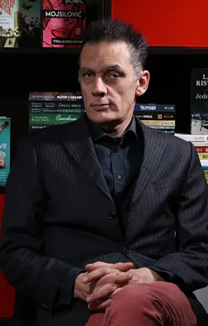 U četiri oka: Igor Marojević: „Kod nas je transparentno zavlačenje i zaglupljivanje“ - slika 1