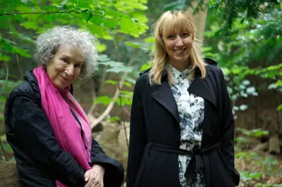 6-Margaret-Atwood-and-Katie-Paterson-Photo-Giorgia-Polizzi