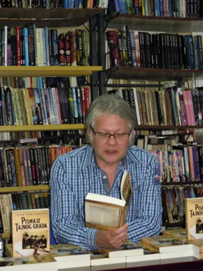 Pisma-iz-Tajnog-grada-Promocija-u-Kostolcu-4.5.2015-7